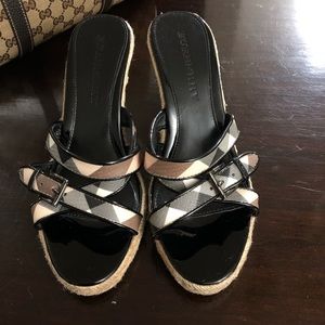 Pre-love beautiful Burberry Wedges